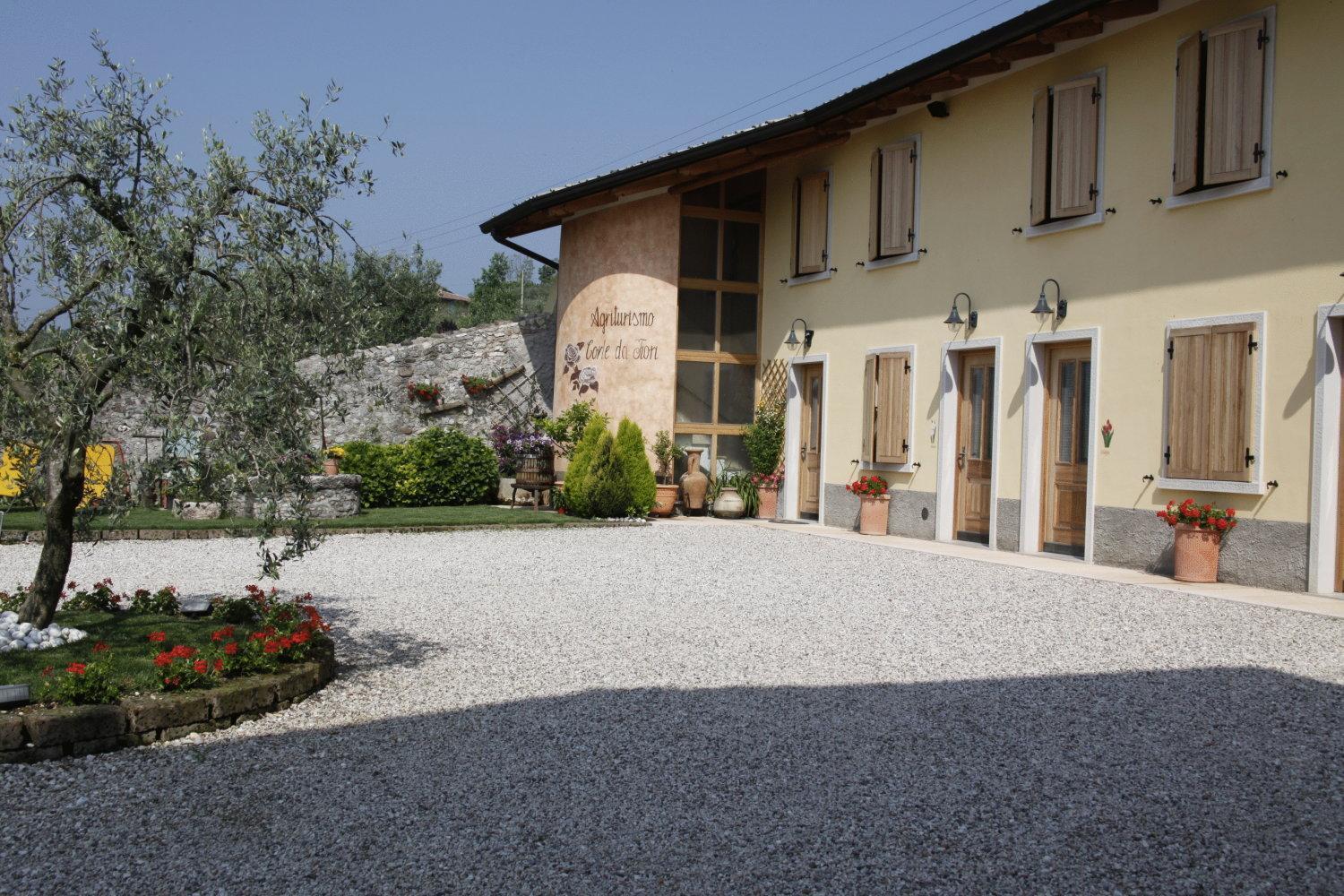 Agriturismo Corte Dei Fiori Caprino Veronese Dış mekan fotoğraf