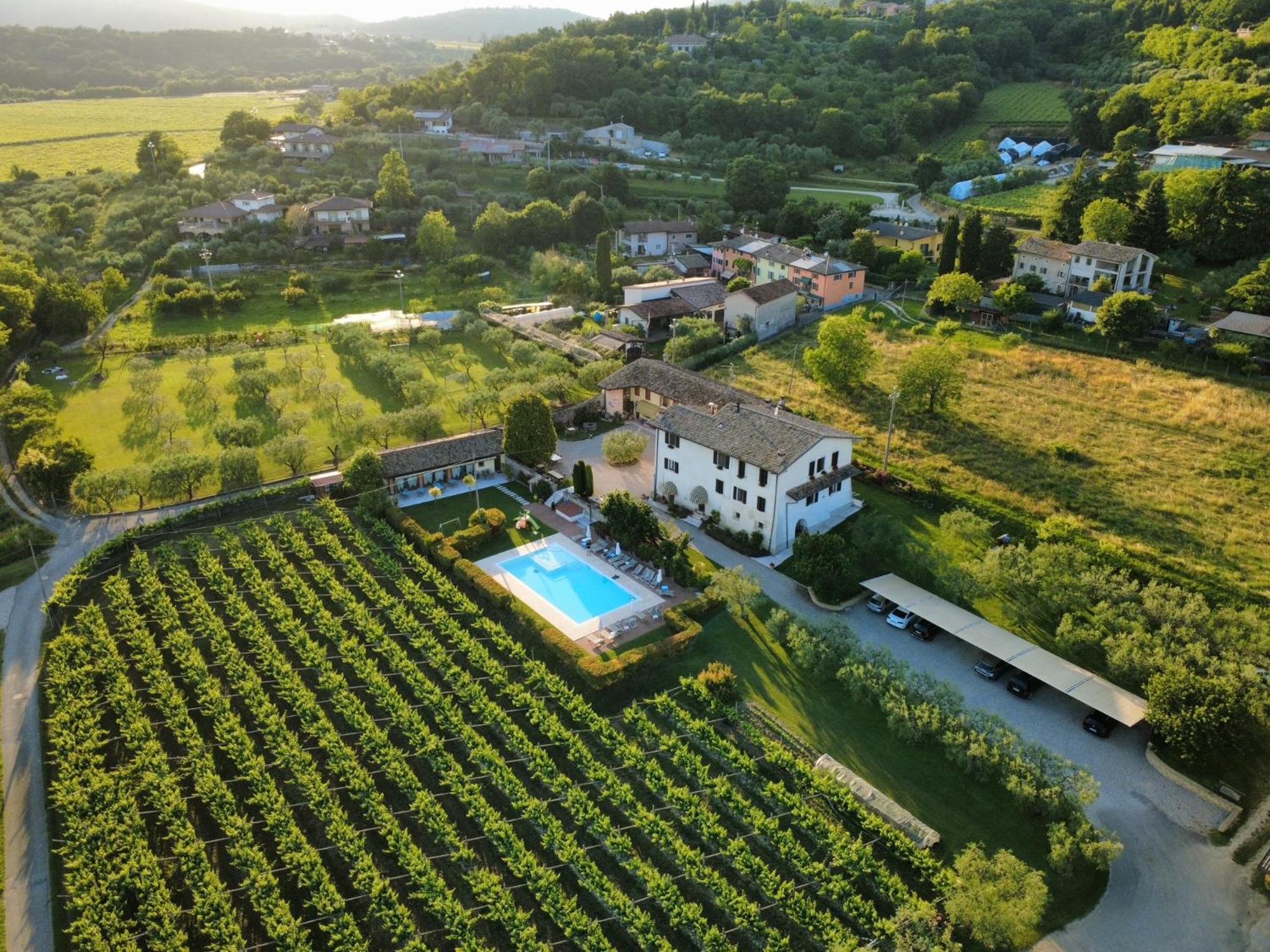 Agriturismo Corte Dei Fiori Caprino Veronese Dış mekan fotoğraf