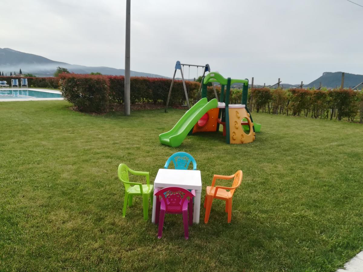 Agriturismo Corte Dei Fiori Caprino Veronese Dış mekan fotoğraf